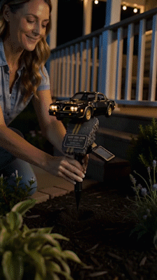 🏎️Bandit Road Legend Muscle Car Solar Garden Light