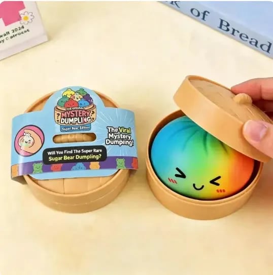 🧈8-Piece Set Mystery Squishy Box Malt Sugar Stress Relief Fidget Toys